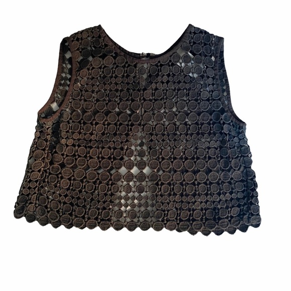 MaxMara Weekend- Grey Crochet Like Sleeveless Cropped Top - Picture 1 of 6